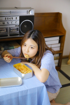 不忠楼梯
